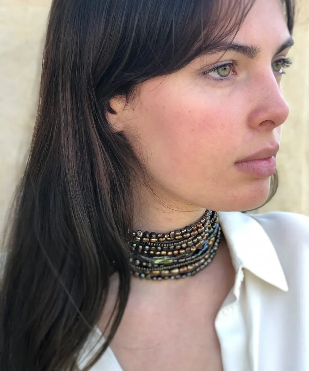 Collier ras de cou perles grises et dorées  irisées - Poggi